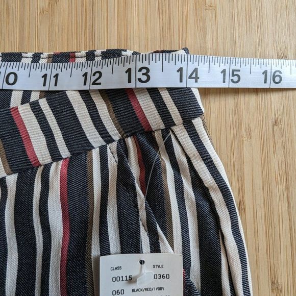 NEW Stripped Mild Stretch Stripped Office Pants with rear pockets Size Small - Picture 8 of 11